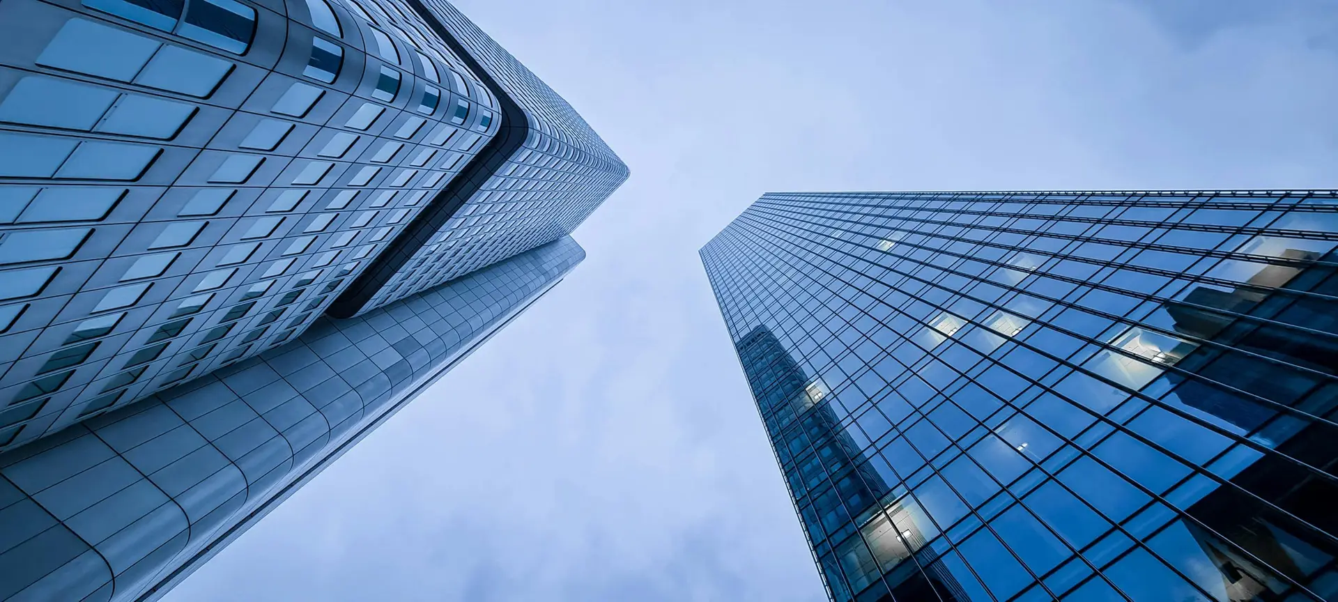 STR Property Management: Self-Manage or Hire a Company?