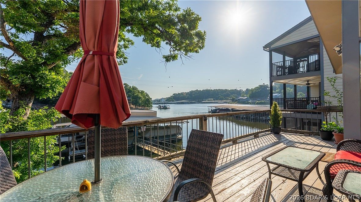 Large Villa-Like Condo at Lake of the Ozarks photo 18