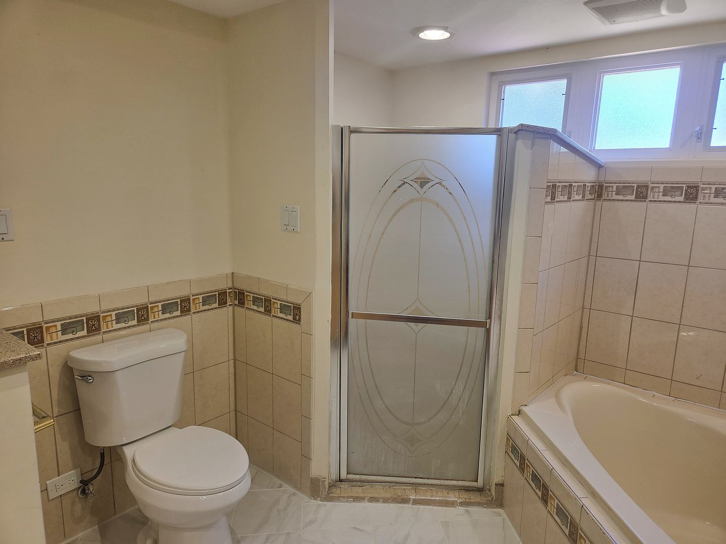 Spacious Urban Dwelling, High STR Income Potential photo 16