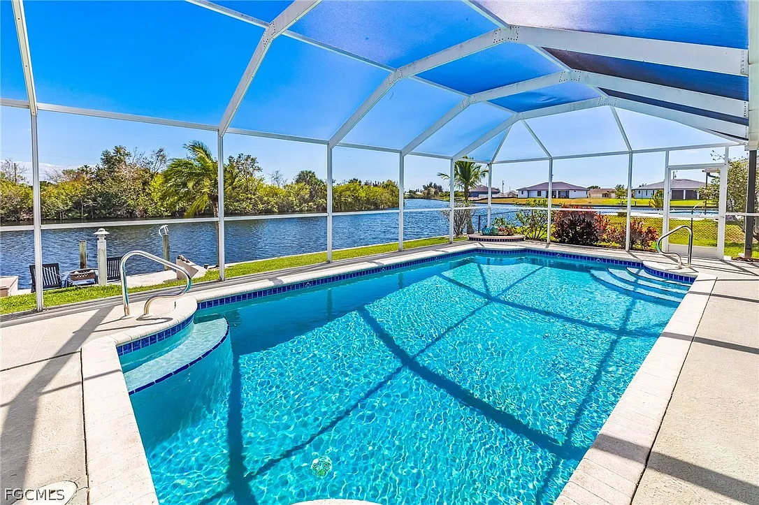 Massive 4,500 SqFt Waterfront STR: Pool, Dock & Solar photo 1