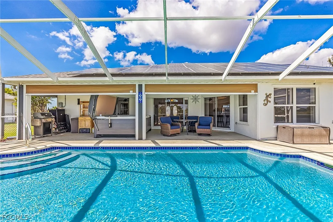 Massive 4,500 SqFt Waterfront STR: Pool, Dock & Solar photo 24