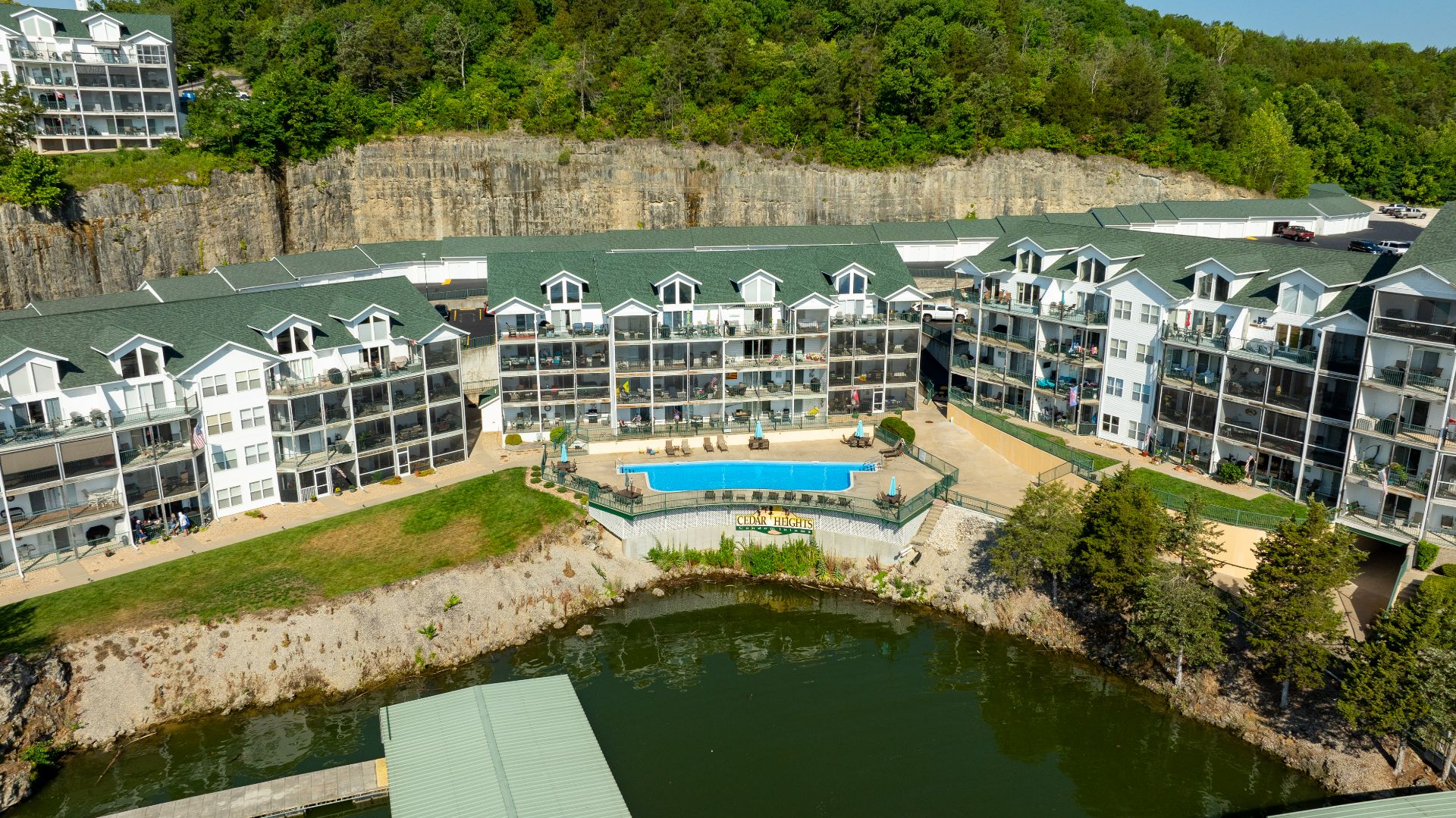 Cedar Heights - Lake of the Ozarks photo 10
