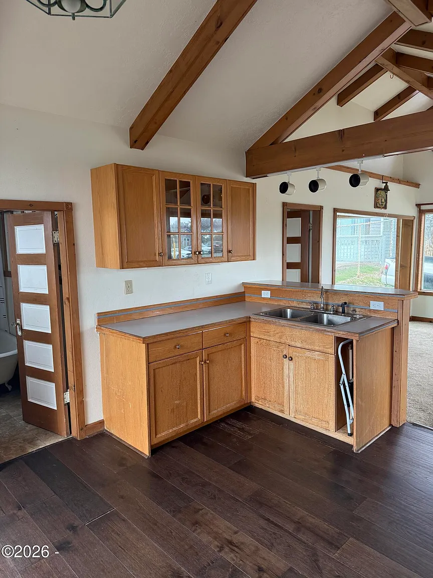 Oceanfront STR Cottage with Iconic Lighthouse Views photo 7
