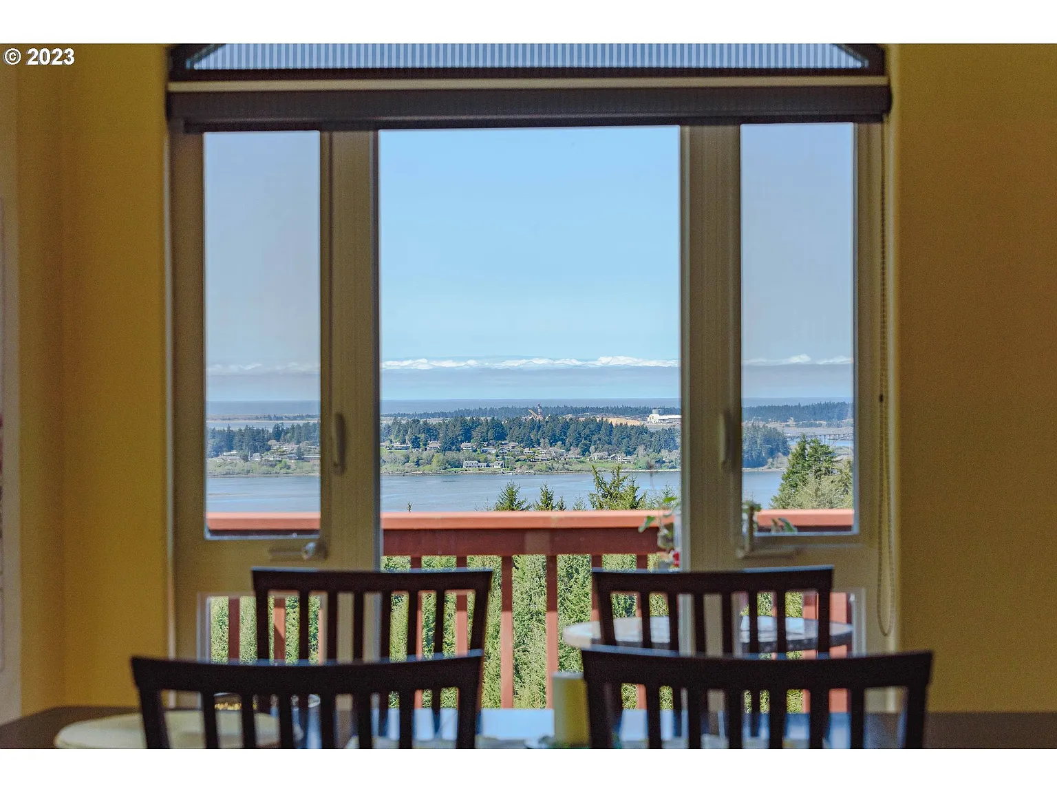 Stunning Bay View Home with Private Sauna & Hot Tub photo 18