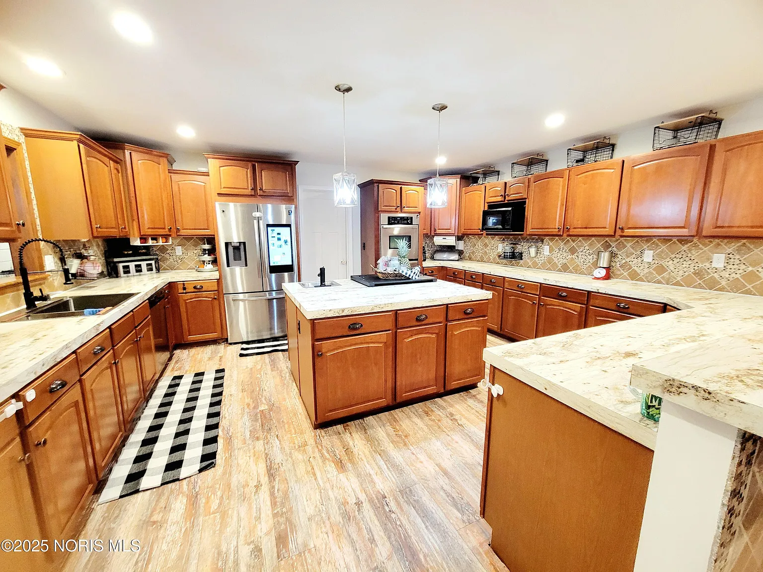 Massive 3,488 Sqft STR Retreat: Perfect for Large Groups photo 25