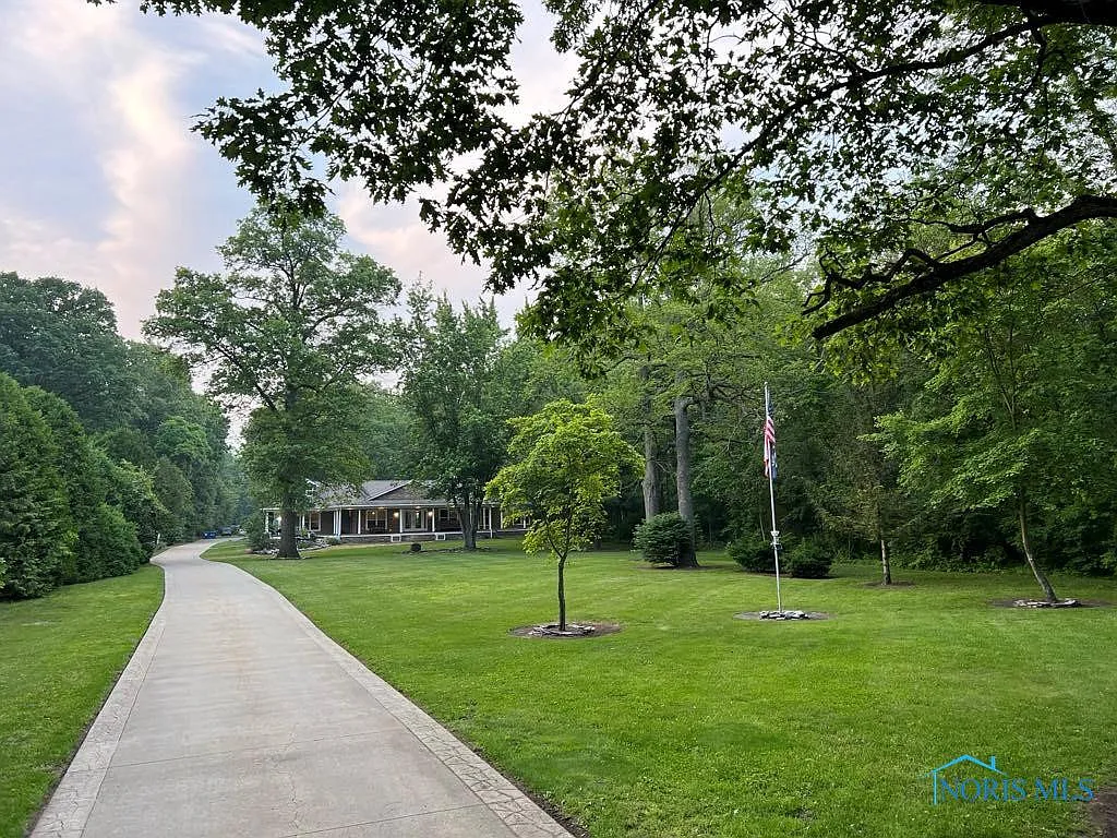 Massive 3,488 Sqft STR Retreat: Perfect for Large Groups photo 27