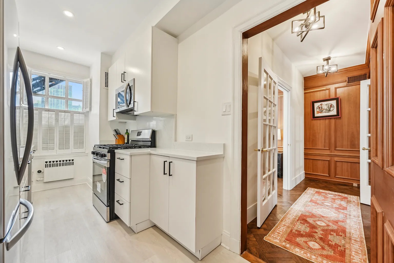 Modern Elegance. Rooftop Views. Investment Gem. photo 10