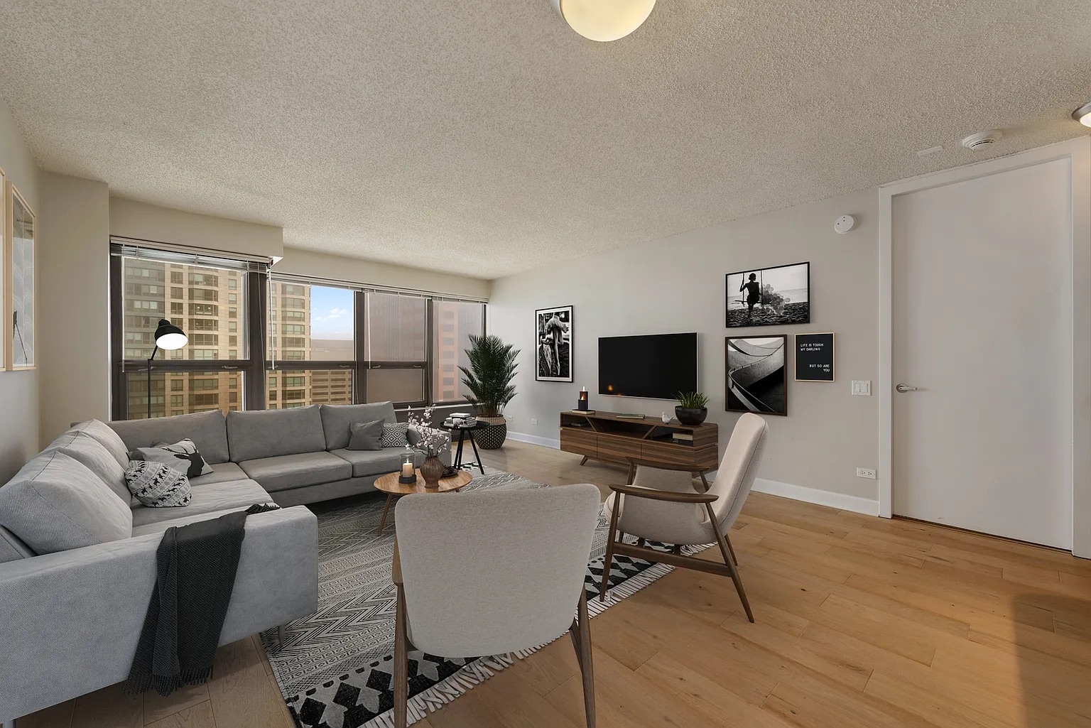Turnkey High-Rise MTR: Skyline Views & Luxury Amenities photo 13