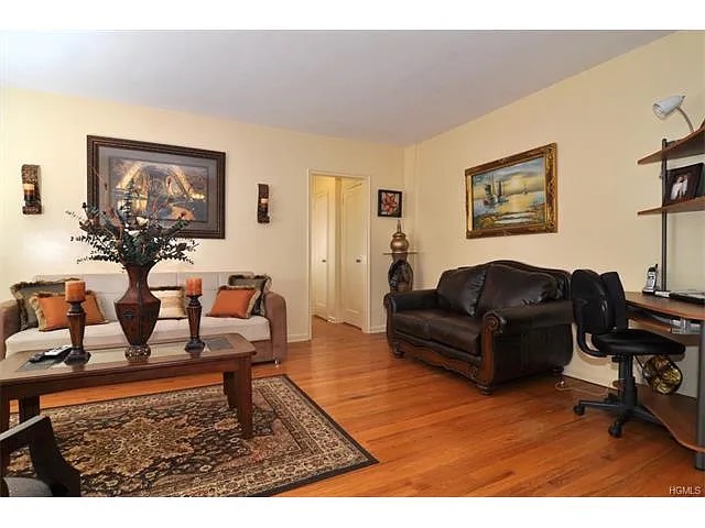High-Demand MTR Opportunity Near Major Medical Centers photo 2