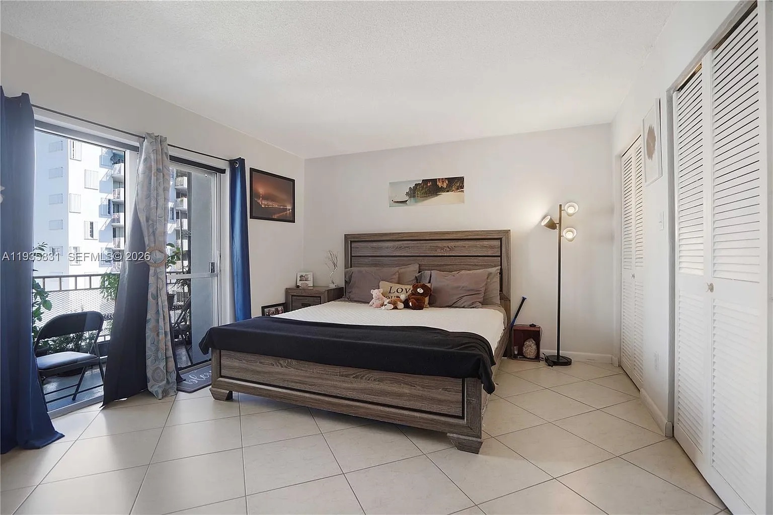 Prime STR Opportunity: Turnkey Unit with Pool & Balcony photo 16