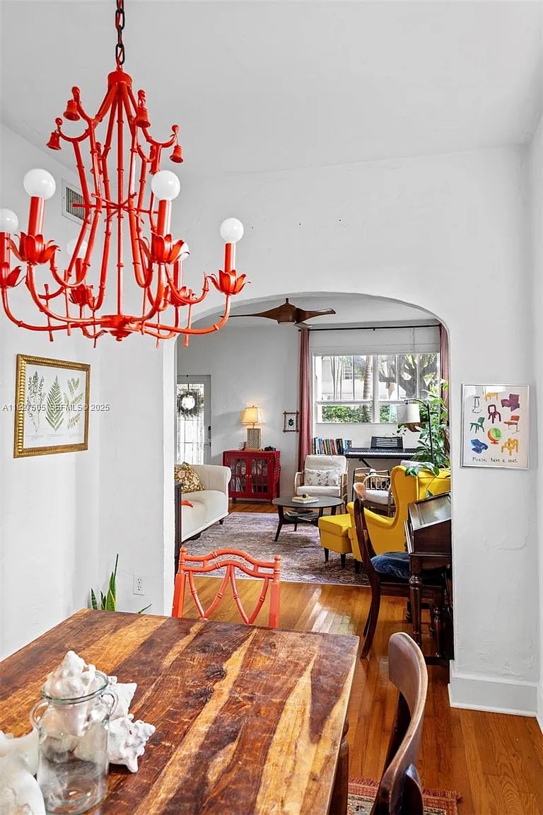 Turnkey STR Oasis: Designer Finishes & Private Courtyard photo 5