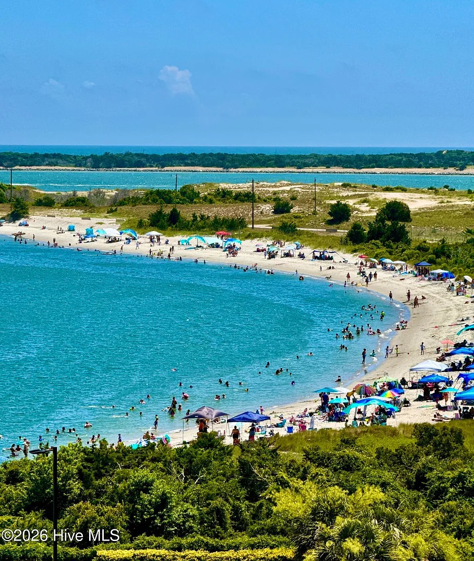 STR Ready Waterfront Resort: Marina, Pool, Beaches! photo 4