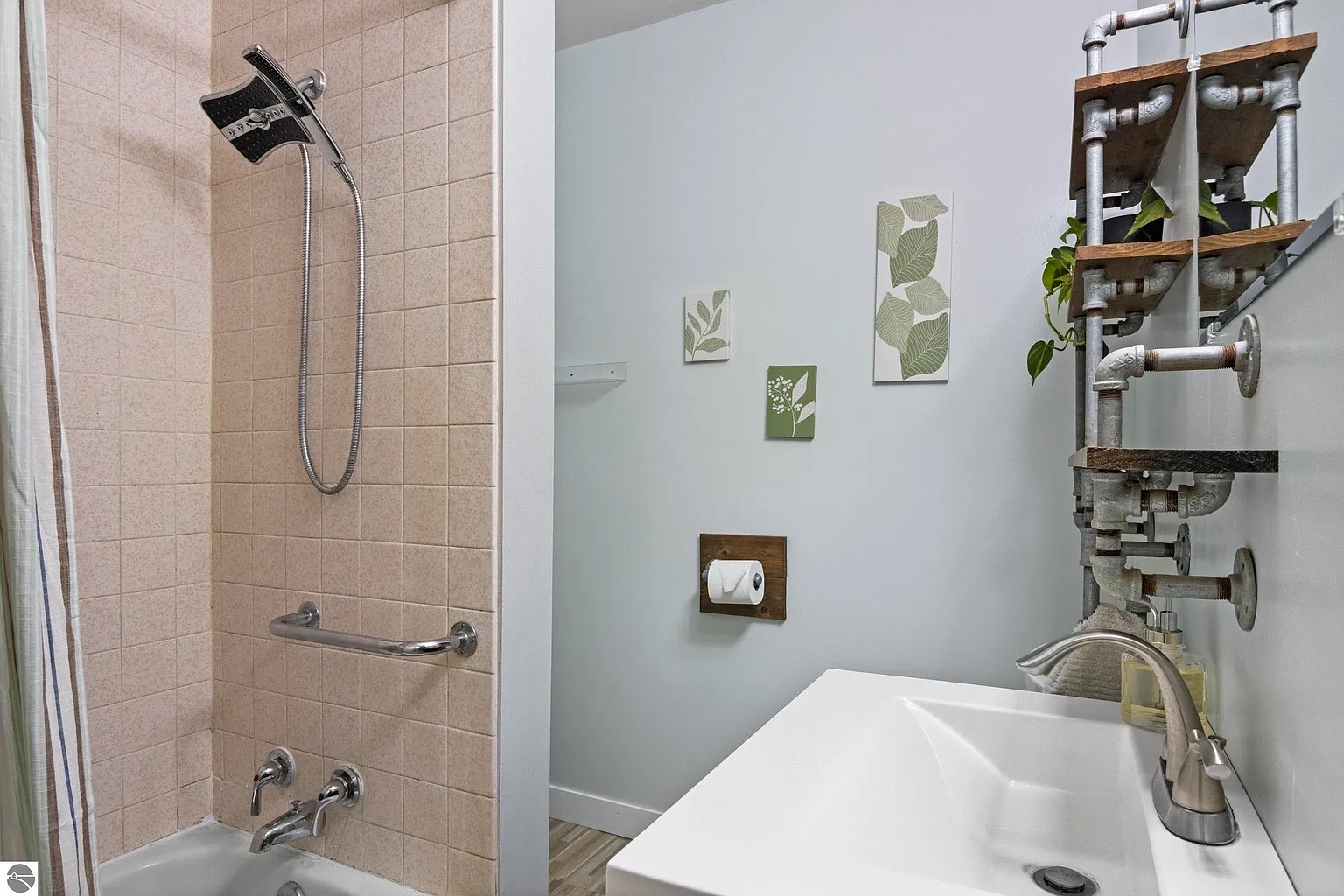 Boutique STR: Eclectic Charm, Prime Investment photo 13