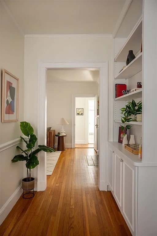 Turnkey MTR Investment: Sophisticated Professional Suite photo 3
