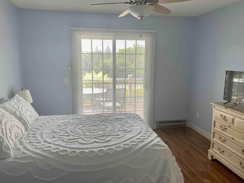 High-Yield STR Gem: Turnkey Design & Private Balconies photo 12