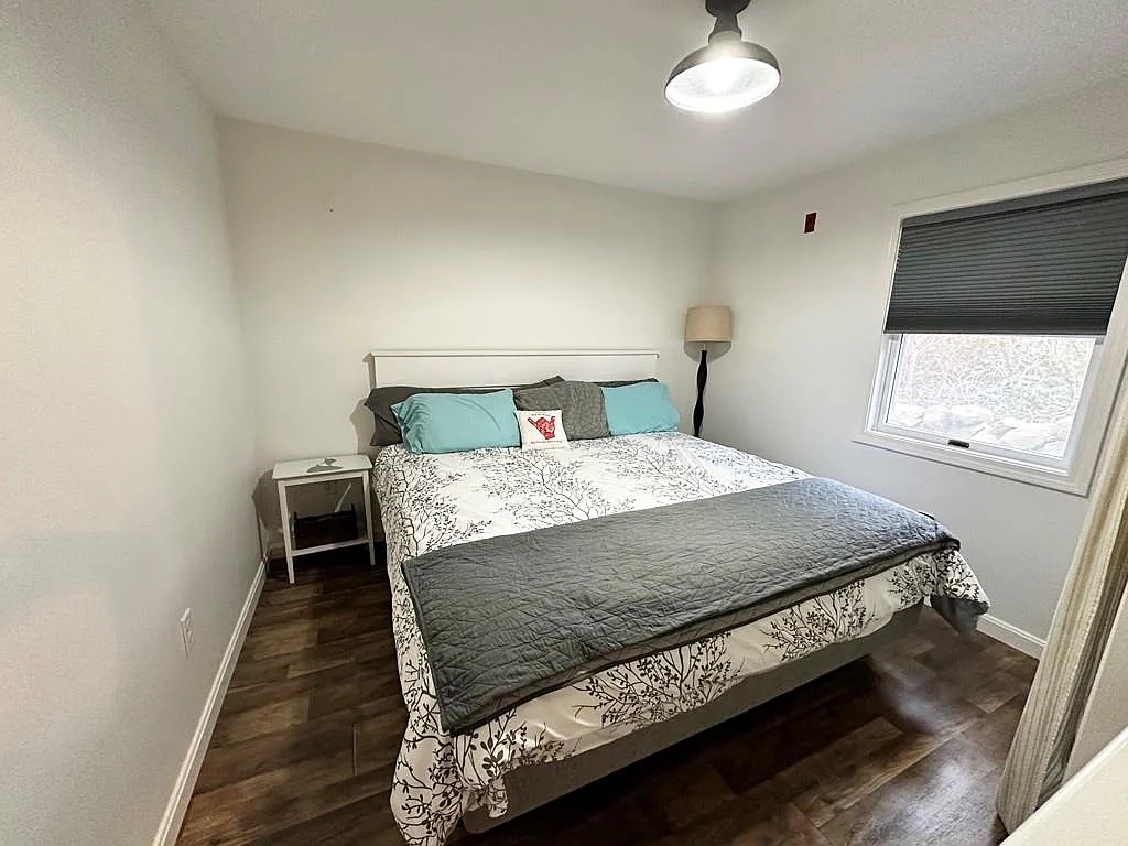 Turn-Key Waterfront STR: Modern Interior & Coastal Views photo 15