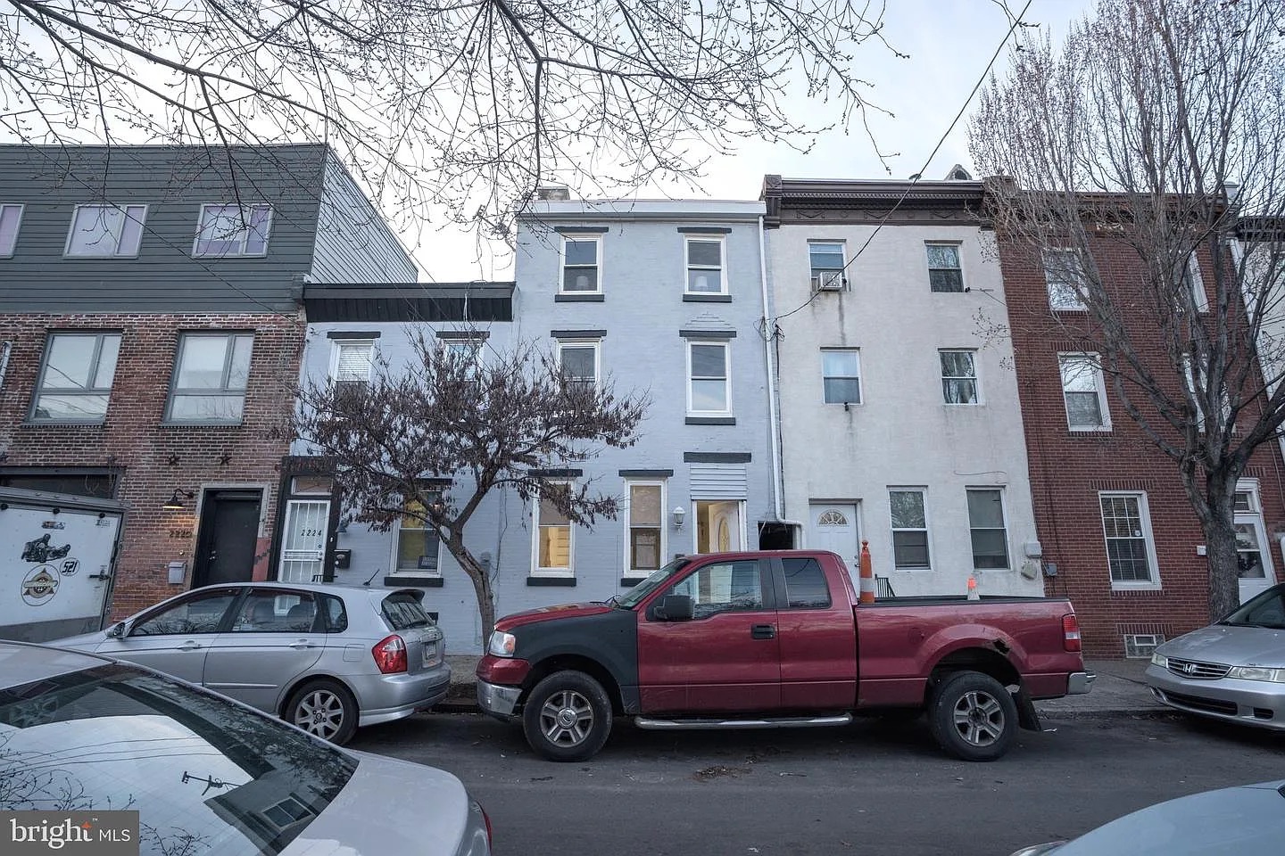 High-Yield 2,150 Sqft STR: Turnkey Designer Luxury photo 1