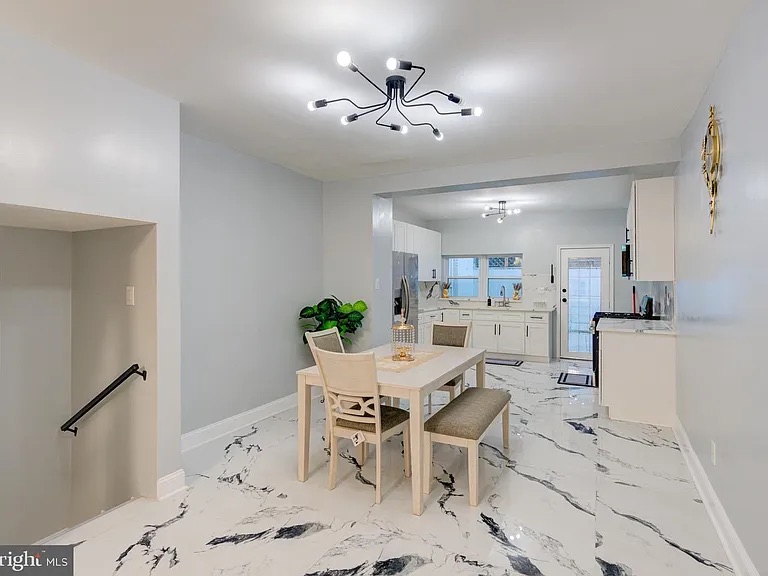 High-Yield 2,150 Sqft STR: Turnkey Designer Luxury photo 3