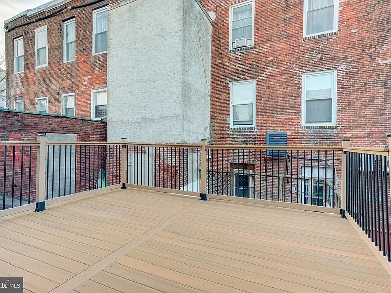 High-Yield 2,150 Sqft STR: Turnkey Designer Luxury photo 26