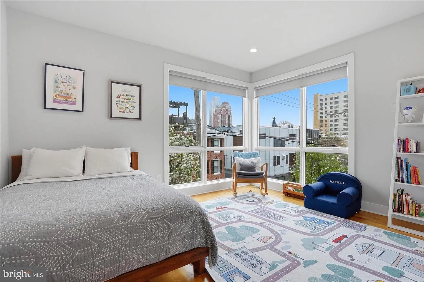 Luxury STR Masterpiece with Massive Skyline Rooftop Deck photo 23