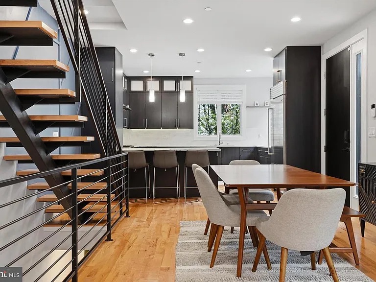 Luxury STR Masterpiece with Massive Skyline Rooftop Deck photo 7