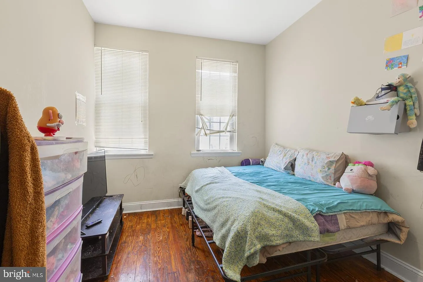 High-Yield STR: 4862 Sq Ft Mixed-Use Investment photo 18