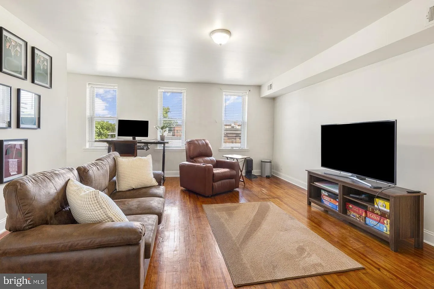 High-Yield STR: 4862 Sq Ft Mixed-Use Investment photo 36