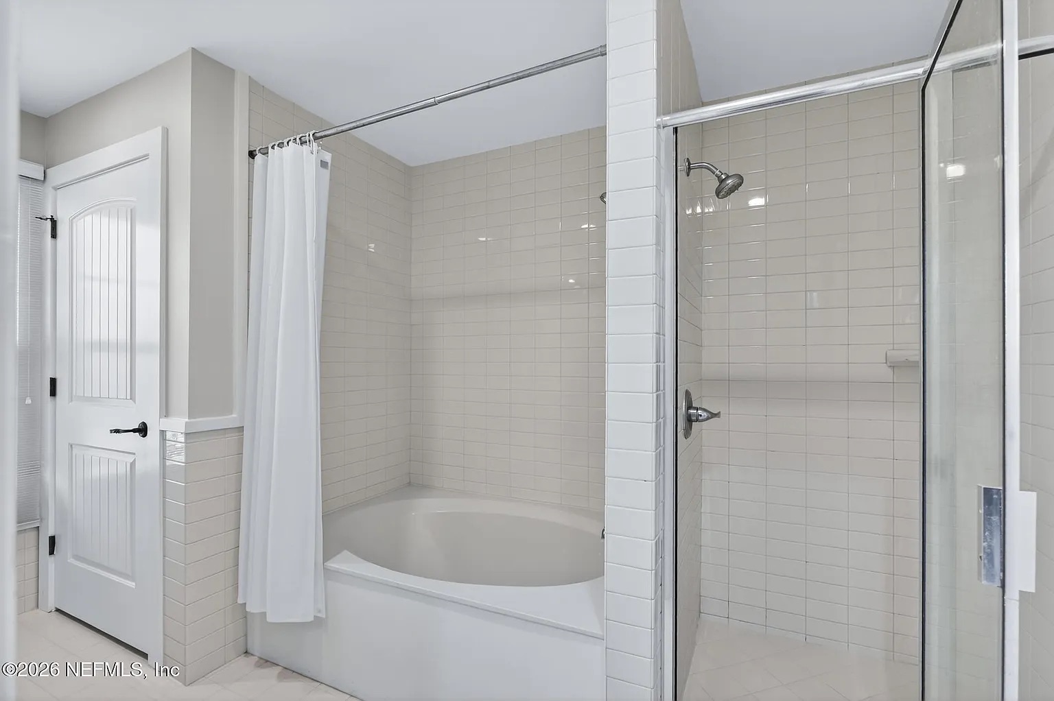 Turnkey Resort Gem: Versatile STR & LTR Investment photo 27
