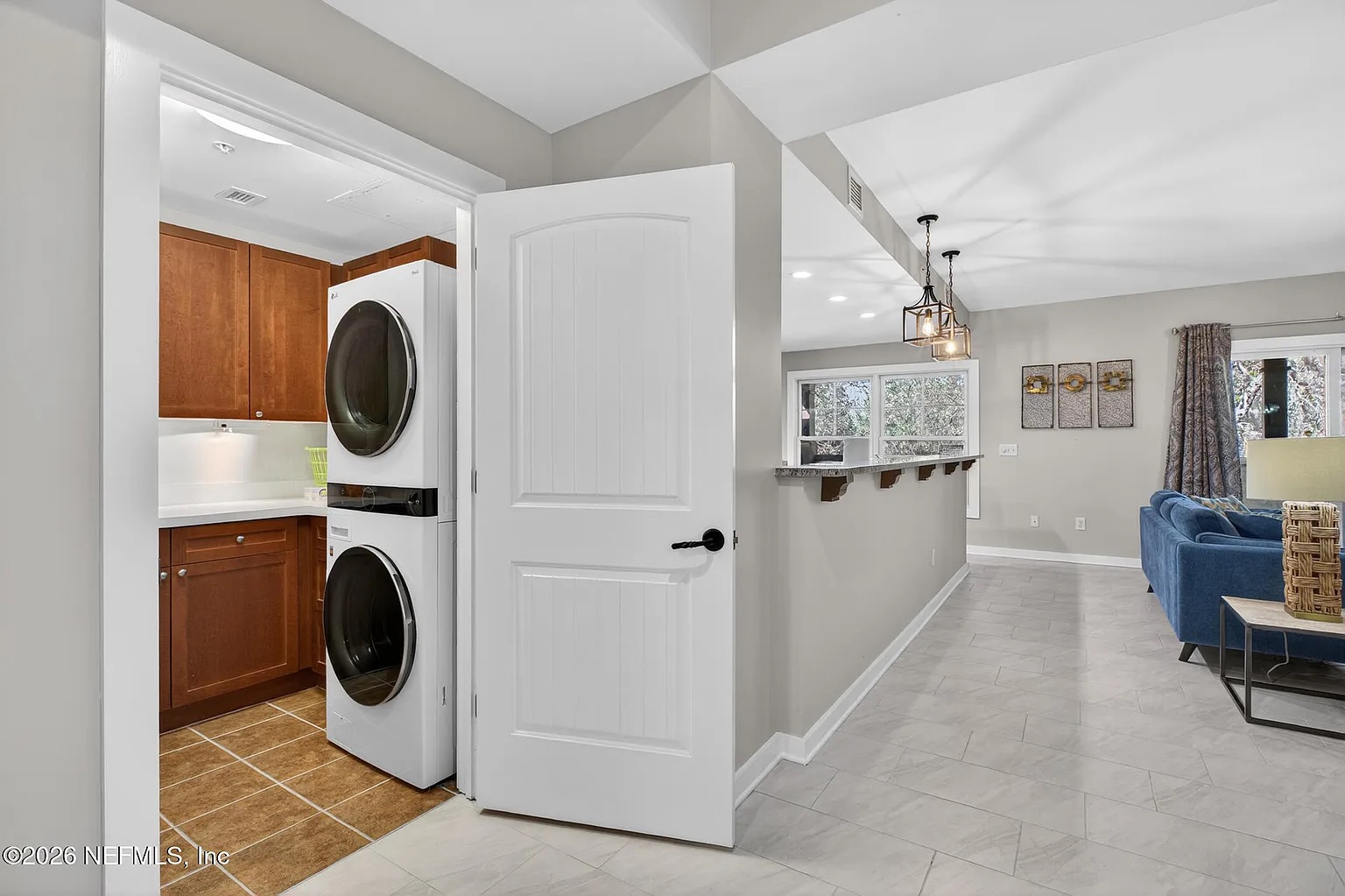 Turnkey Resort Gem: Versatile STR & LTR Investment photo 6