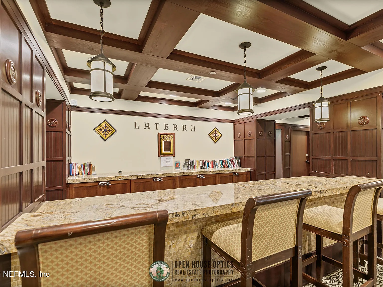 Turnkey Resort Gem: Versatile STR & LTR Investment photo 8