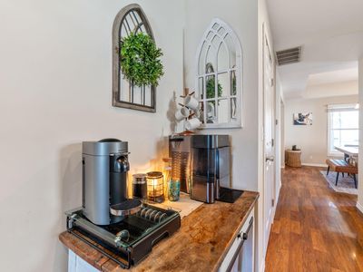 Modern Turn-Key Gem: Sleek Finishes & Investor Ready photo 13