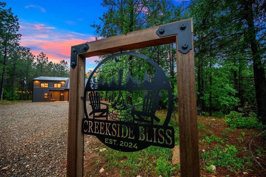 Luxury Cabin: Mini-Golf, Hot Tub, Fire Pit Fun! photo 39