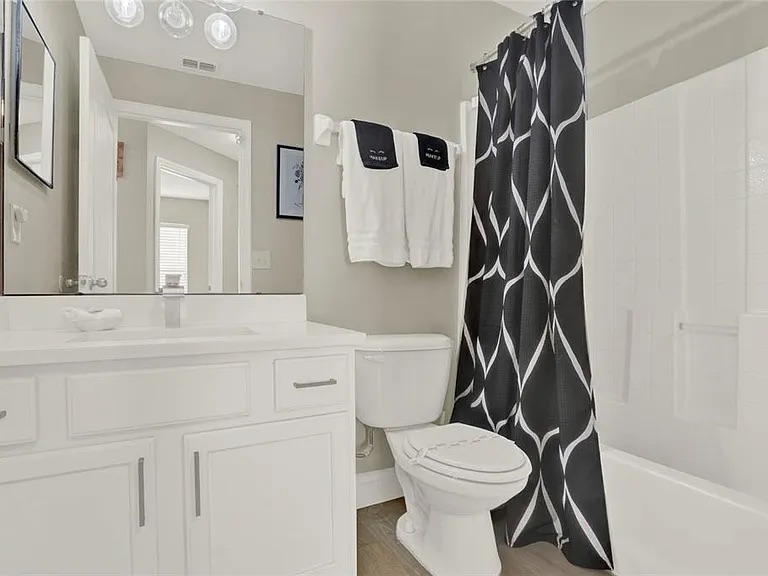 Turnkey STR Gem: Maximize Income in Vacation Hub! photo 33