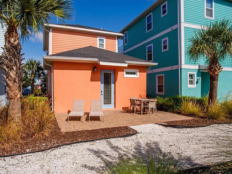 Prime STR Gem: Cash Flow Near World-Class Attractions! photo 3
