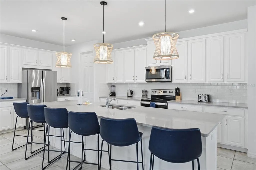 Central FL STR Goldmine: 4363 SqFt, Maximize Income! photo 11