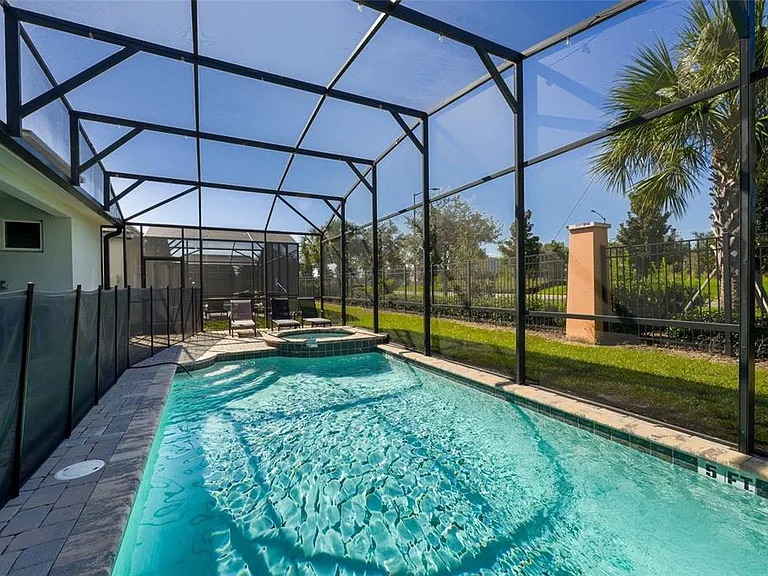 Central FL STR Goldmine: 4363 SqFt, Maximize Income! photo 14