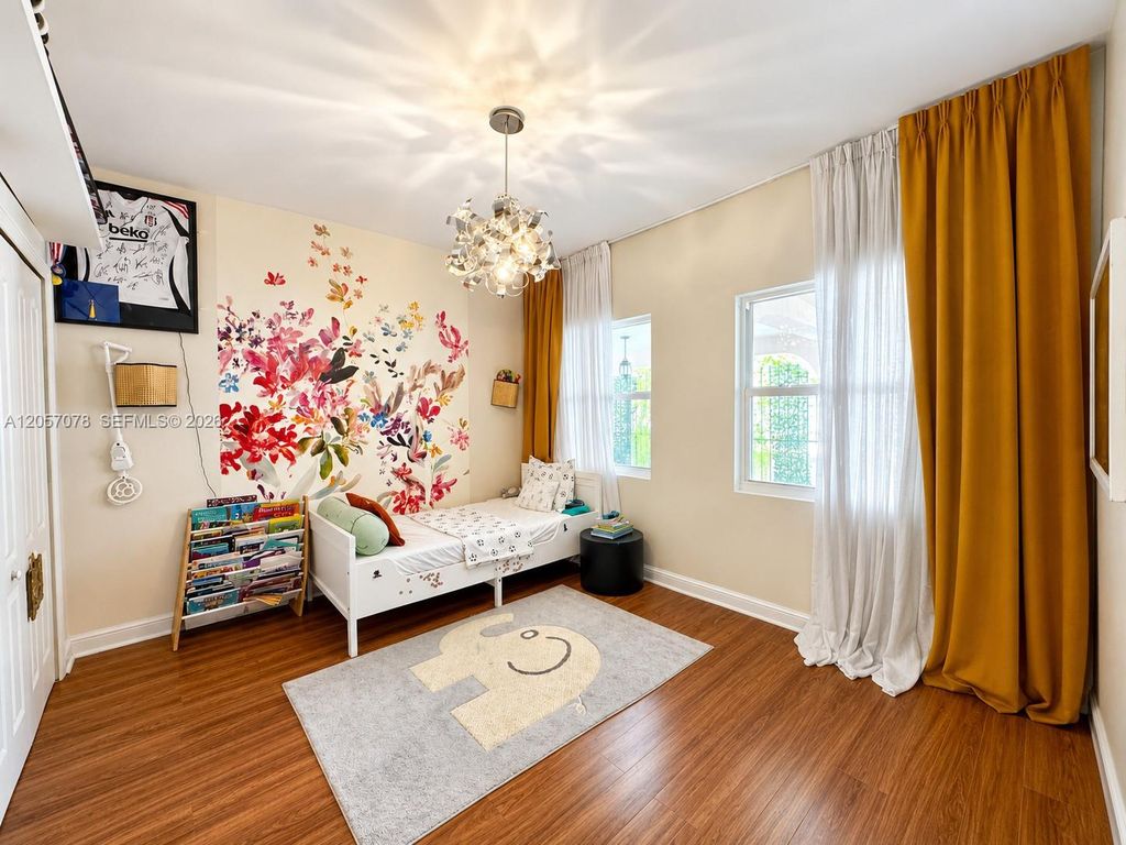 Shenandoah Income Dream: Furnished, No HOA, Main Home + Detached Suite photo 22