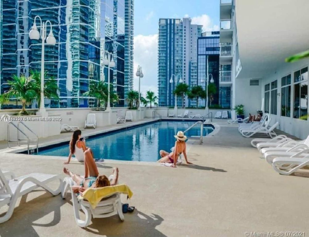 Sky-High Income & Luxury Views. Miami's Best! photo 21