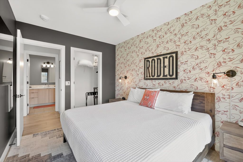 Nashville Luxury Retreat: Invest, Enjoy, or Both! photo 8
